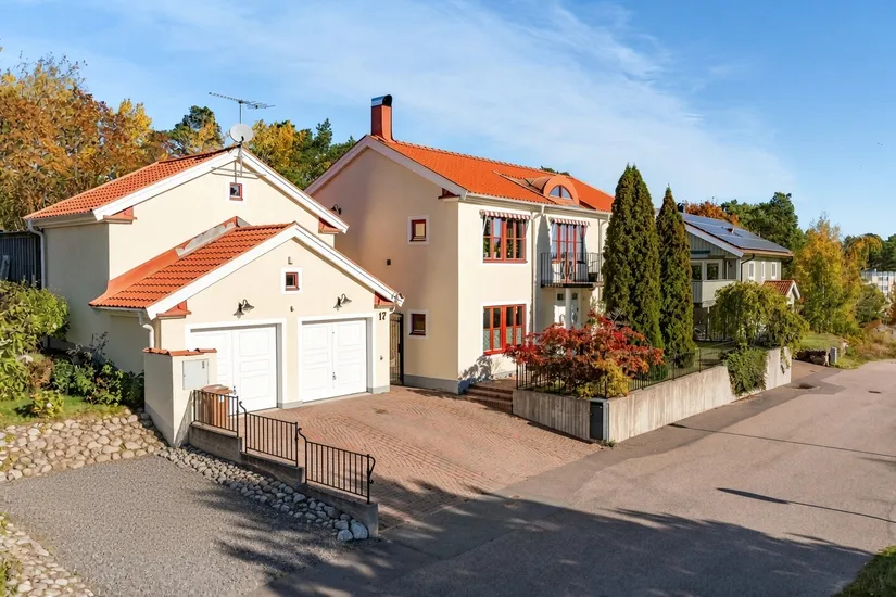 Villa, Strandbergsvägen 17, Nyköping