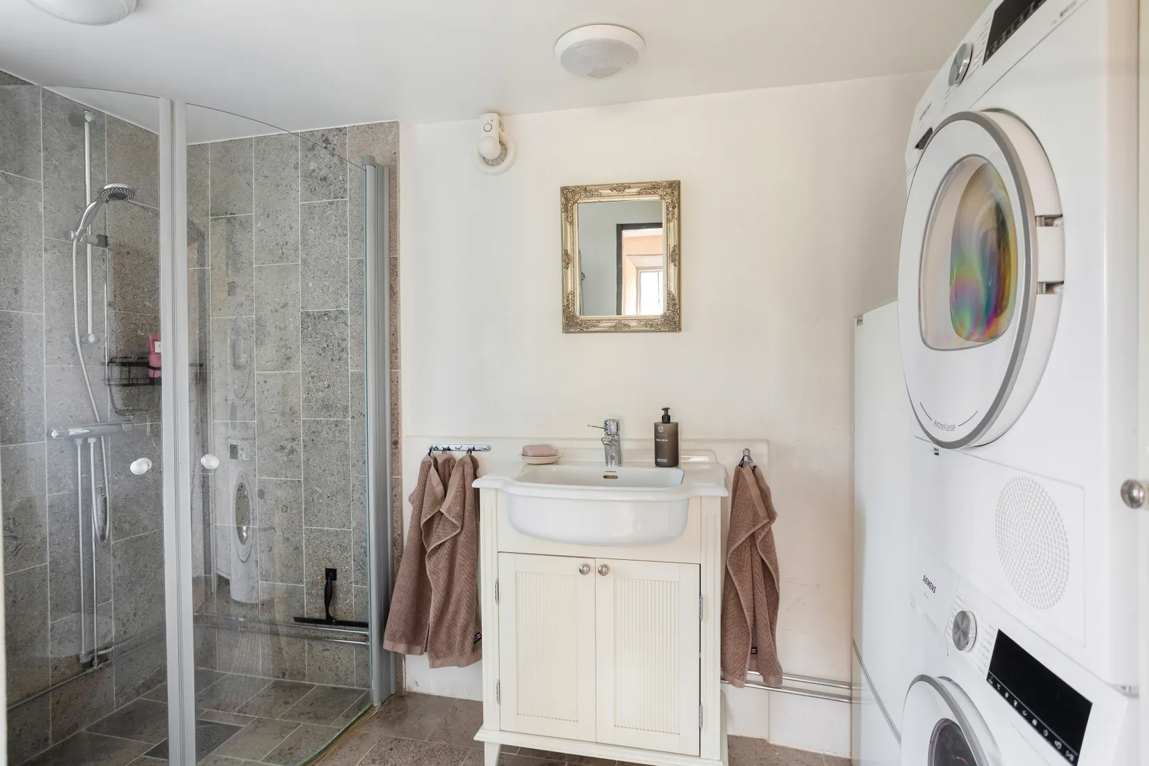 Villa, Eke Alveskogs 214, Sydöstra Gotland - Eke, Gotland