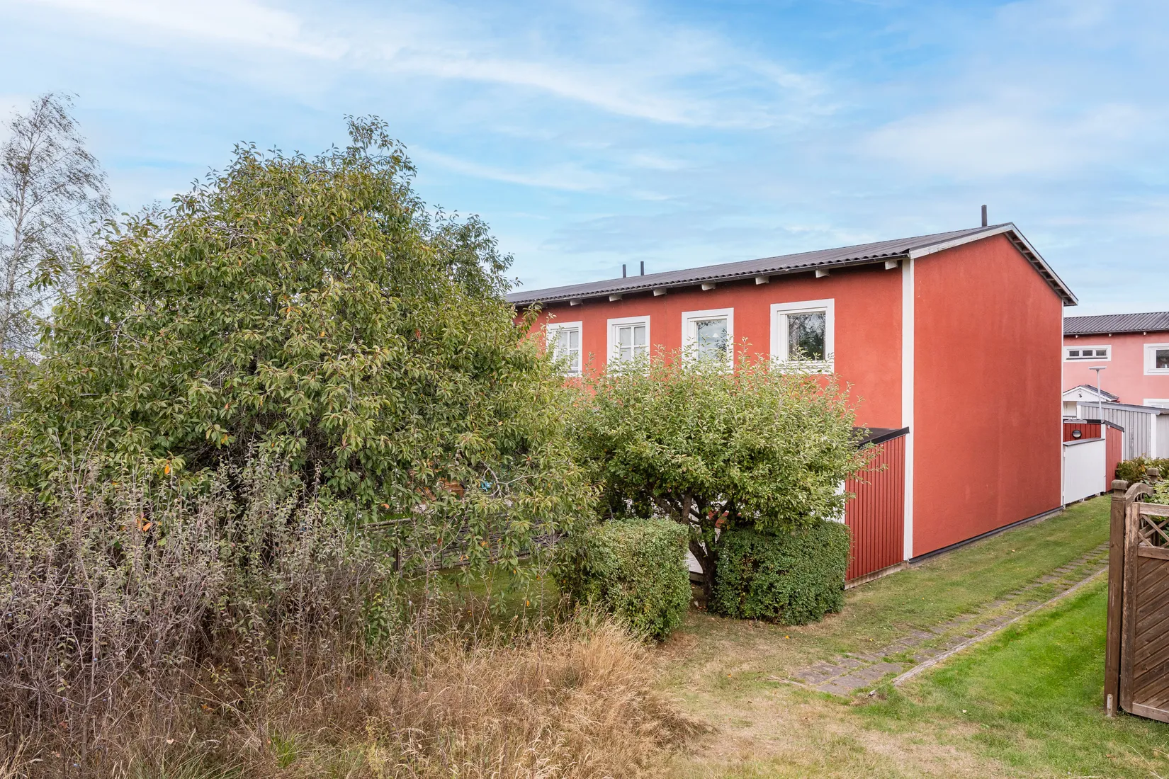 Radhus, Albert Engströms gata 60, Klockaretorpet, Norrköping