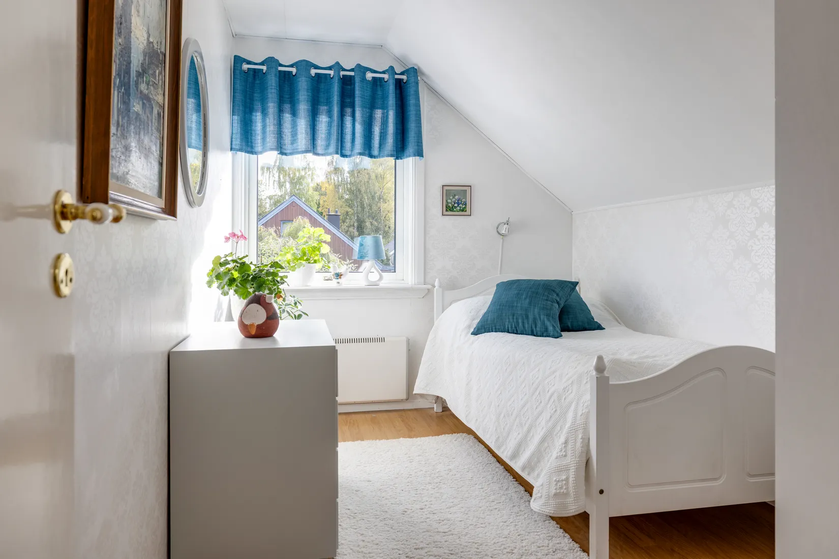 Radhus, Gräsgången 9, Centralt, Kungälv