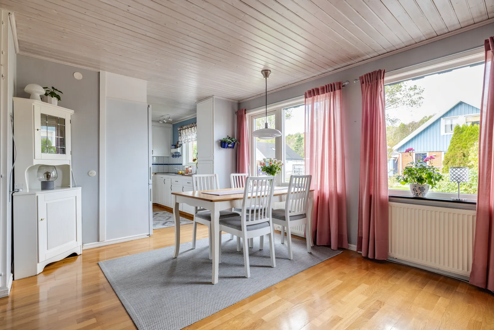 Radhus, Gräsgången 9, Centralt, Kungälv