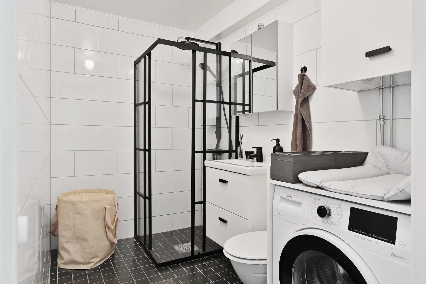 Bostadsrätt, Blommelundsvägen 7, Carlslund, Upplands Väsby