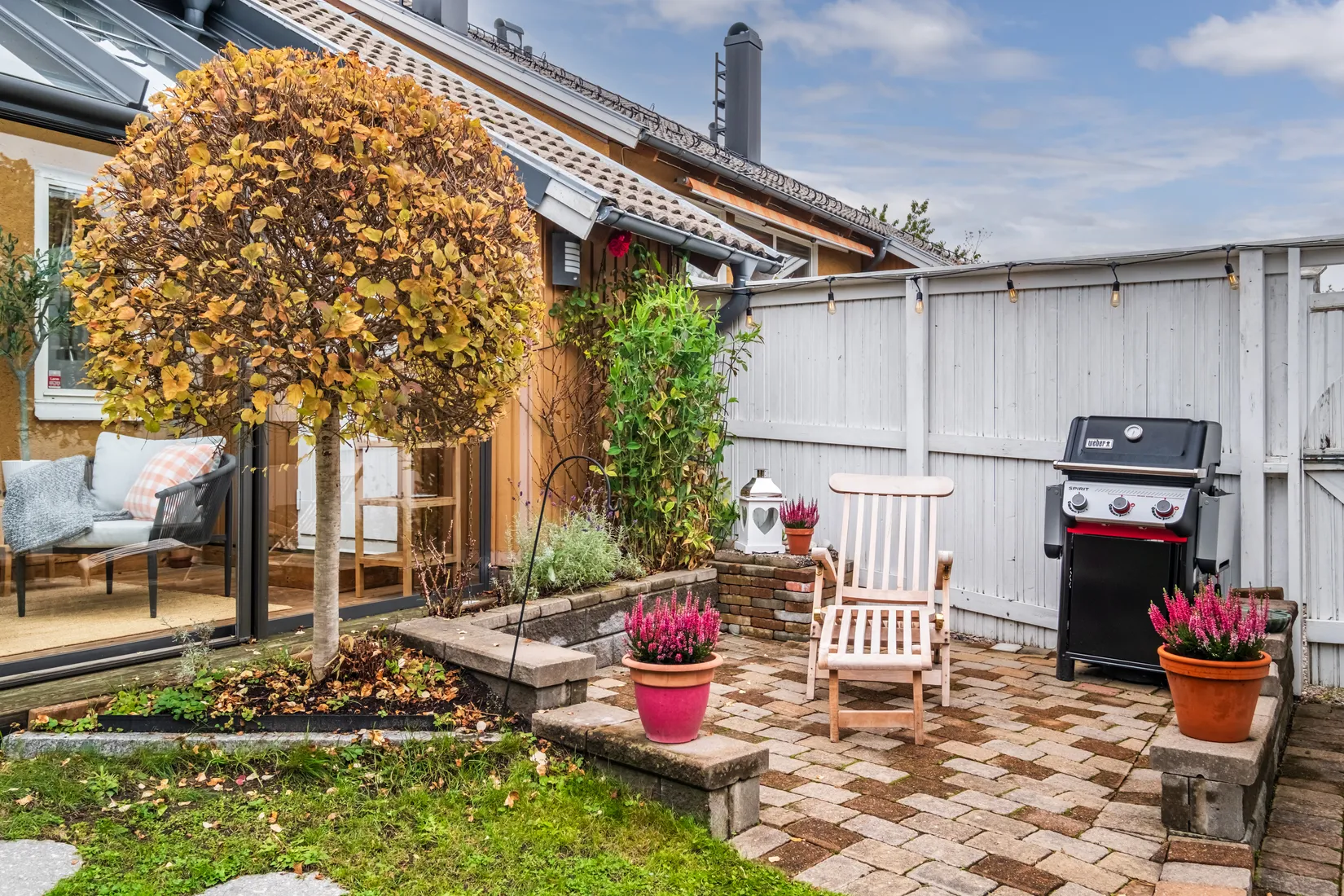 Radhus, Manhemsvägen 26, Skuru, Nacka