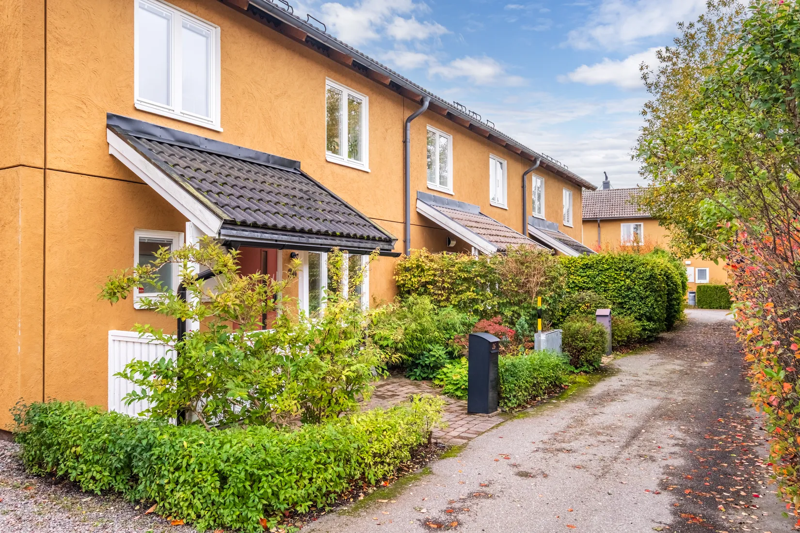 Radhus, Manhemsvägen 26, Skuru, Nacka