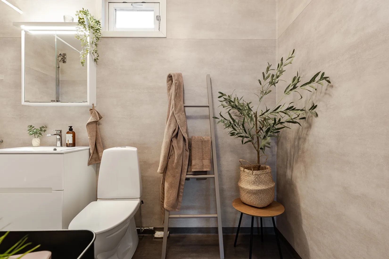Bostadsrätt, Gyllbyvägen 12A, Örbyhus, Tierp