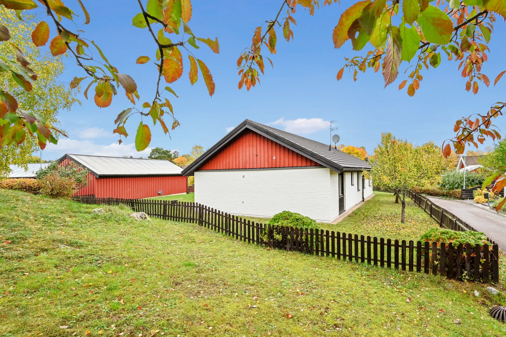 Villa, Östergårdsvägen 7, Fresta, Upplands Väsby