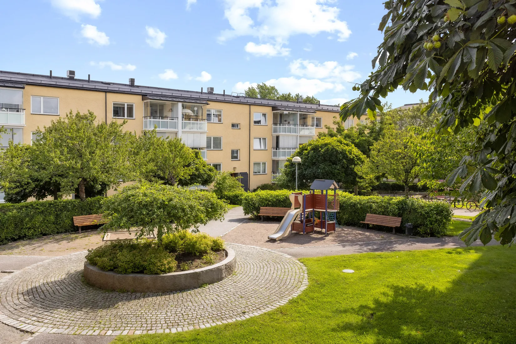 Bostadsrätt, Veckovägen 9, 2 tr., Jakobsberg, Järfälla