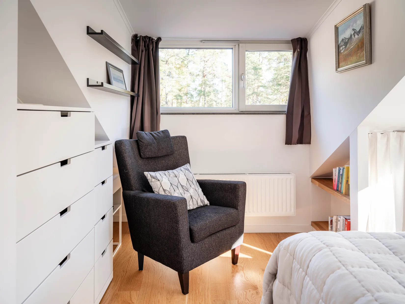 Radhus, Rådans gårdsväg 64, Silverdal, Sollentuna