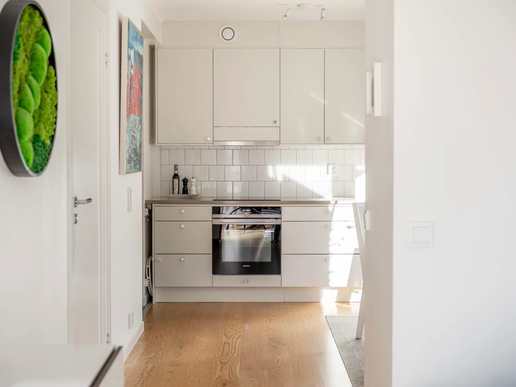Radhus, Rådans gårdsväg 64, Silverdal, Sollentuna