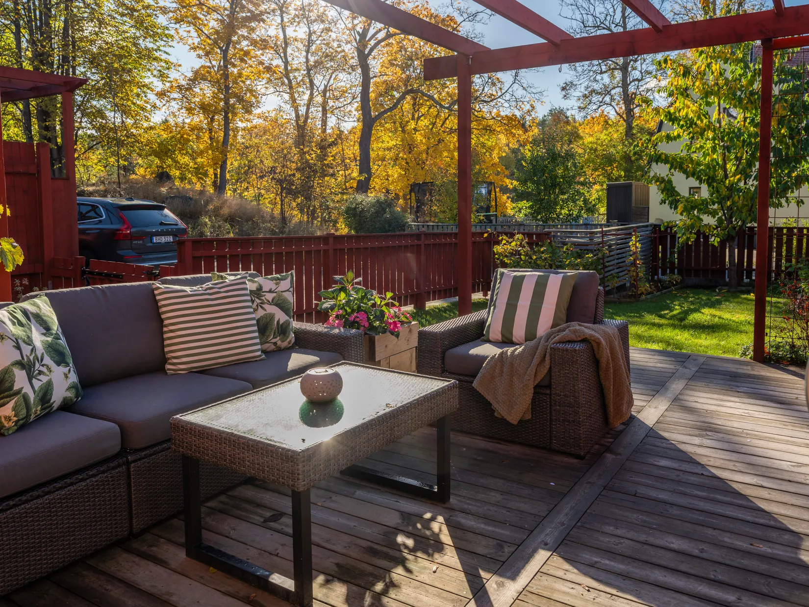 Radhus, Rådans gårdsväg 64, Silverdal, Sollentuna