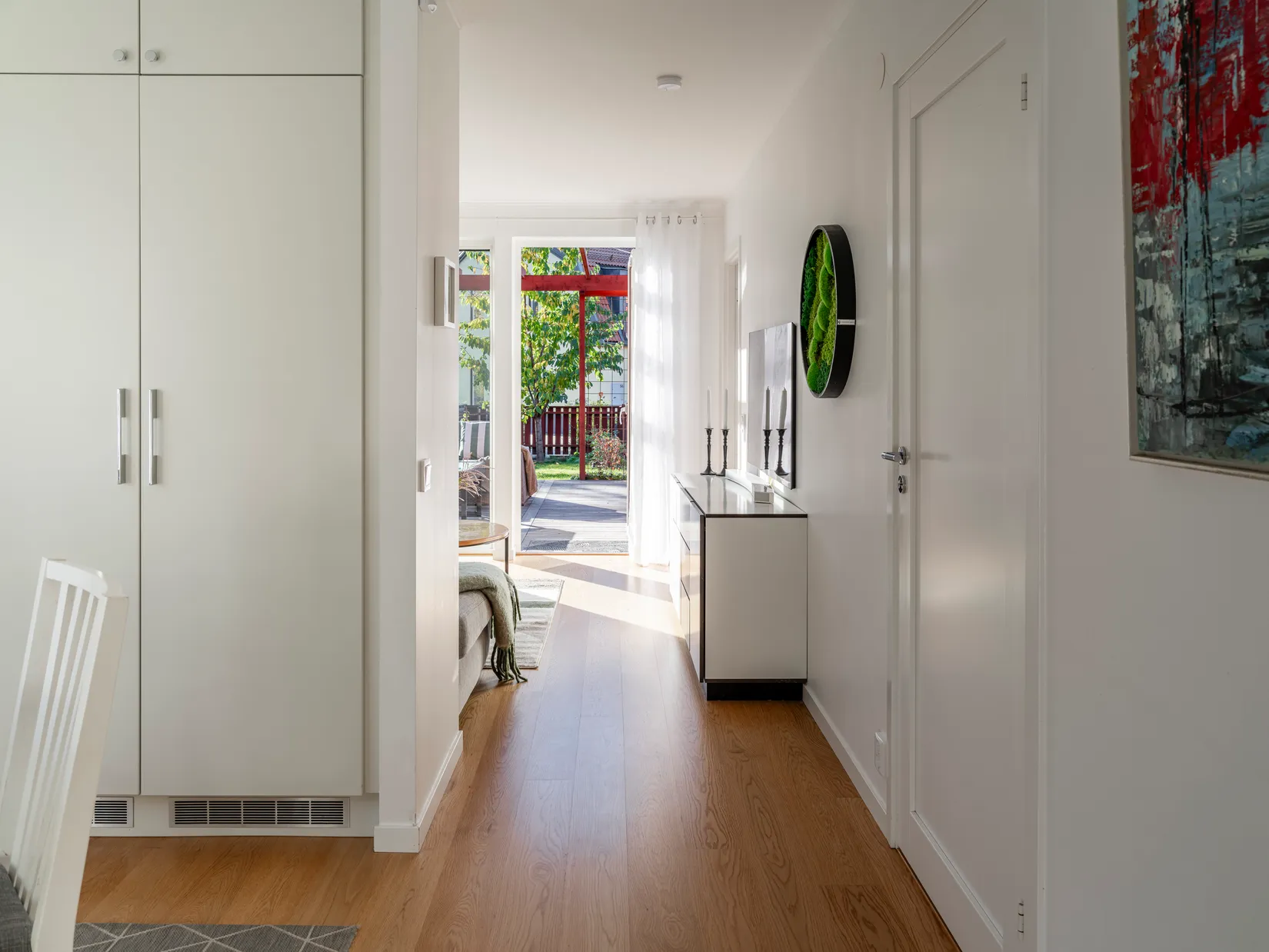 Radhus, Rådans gårdsväg 64, Silverdal, Sollentuna