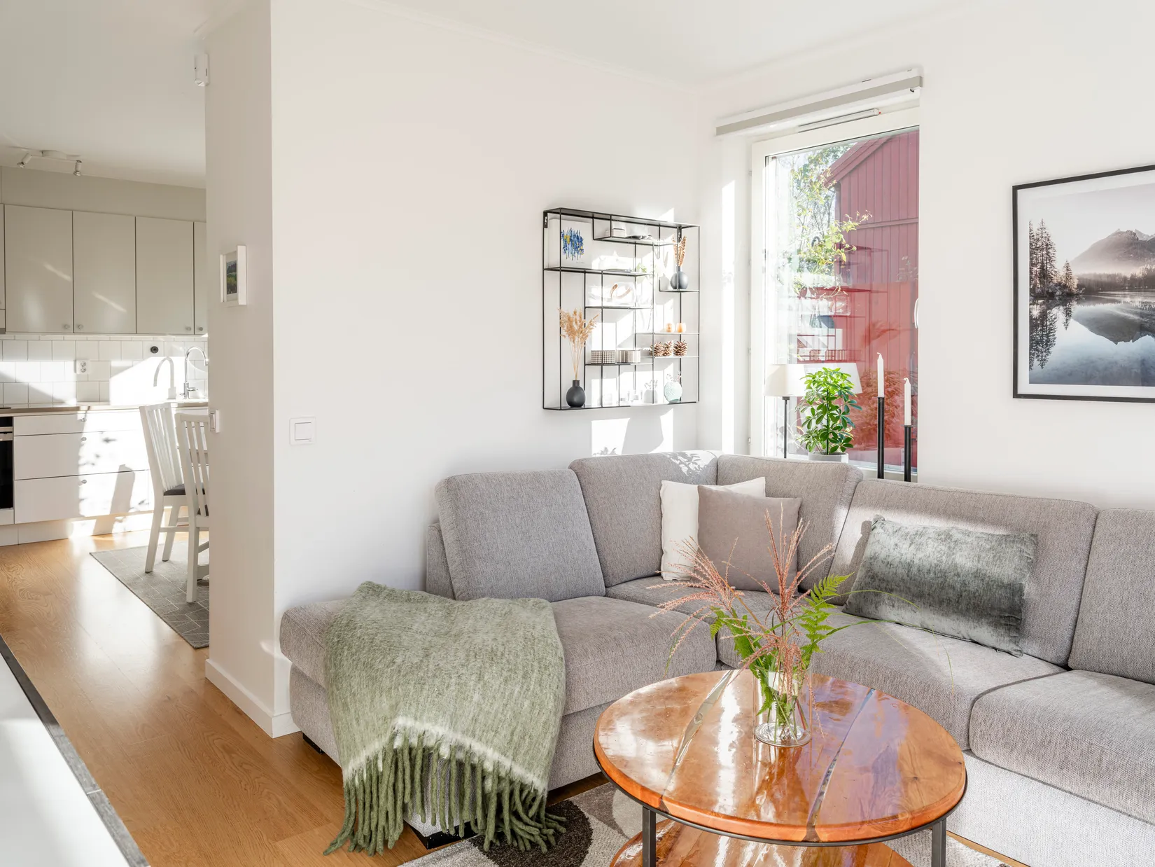 Radhus, Rådans gårdsväg 64, Silverdal, Sollentuna