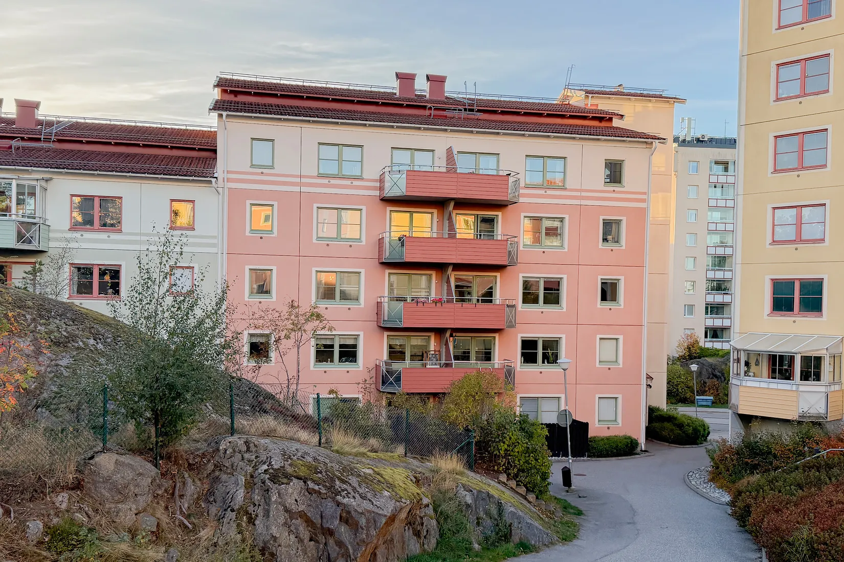 Bostadsrätt, Kungsklippevägen 11, 2tr, Stuvsta Centrum, Huddinge