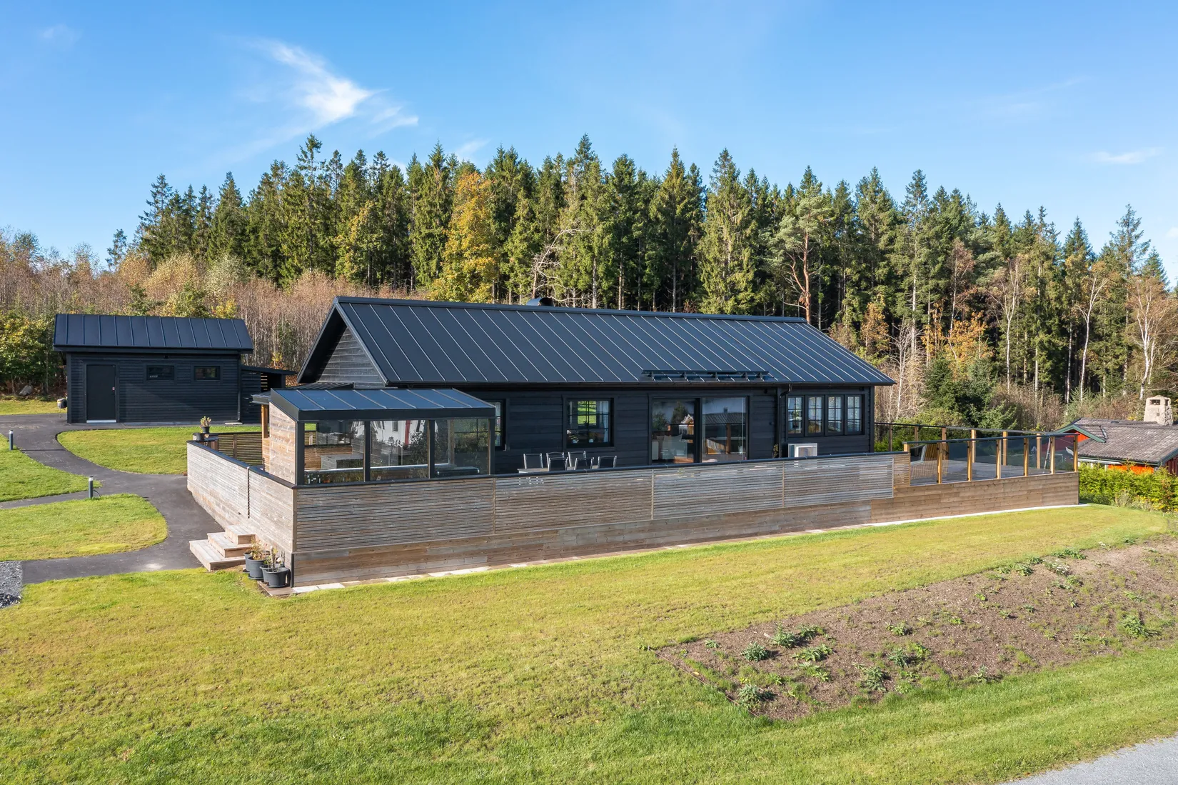 Villa, Torpas väg 3, Hyssna, Mark
