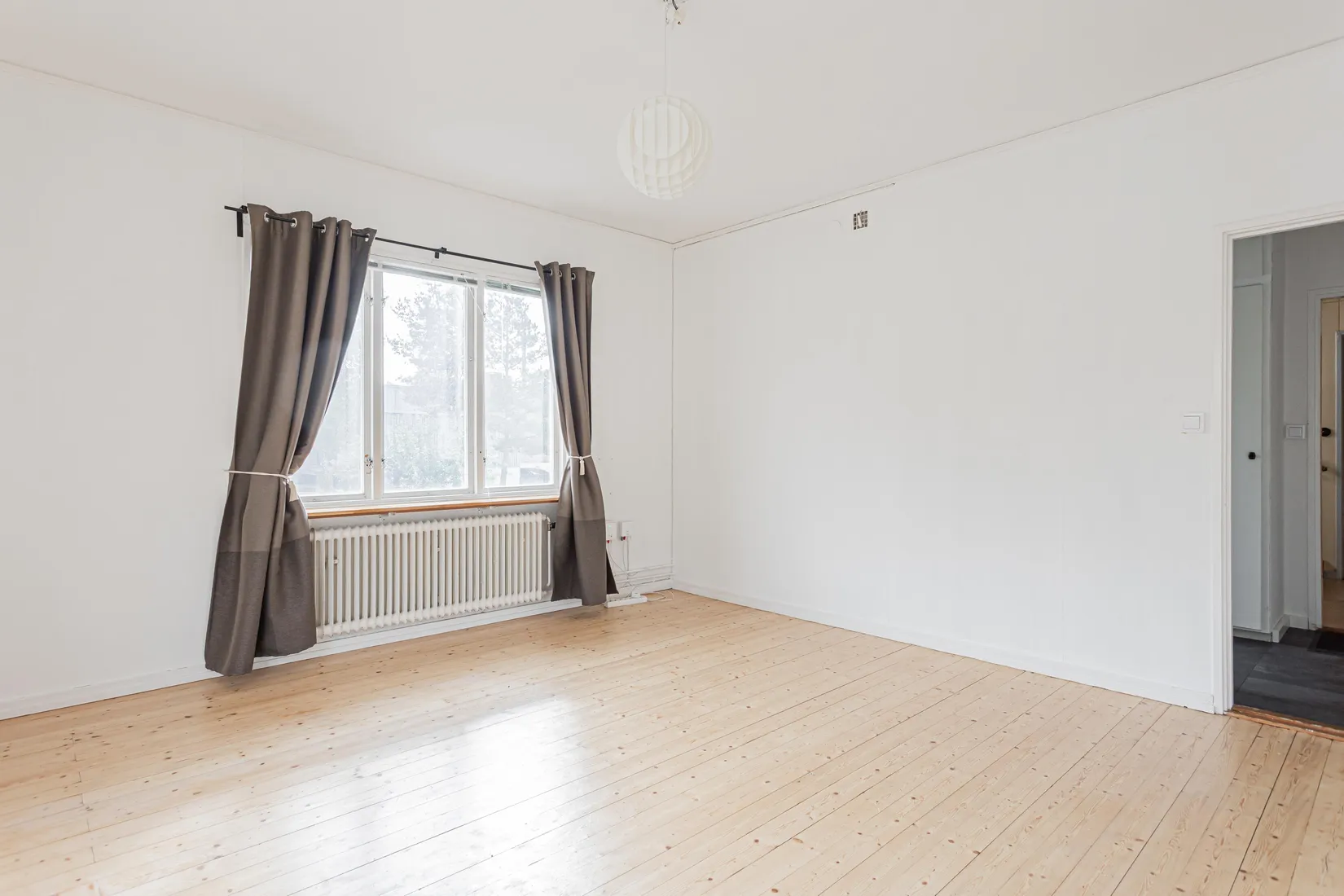 Bostadsrätt, Bergslagsvägen 105A, Kolsva, Köping