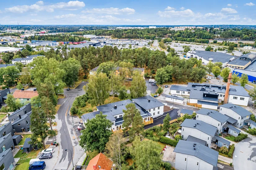Radhus, Prostgränd 20, Barkarby, Järfälla