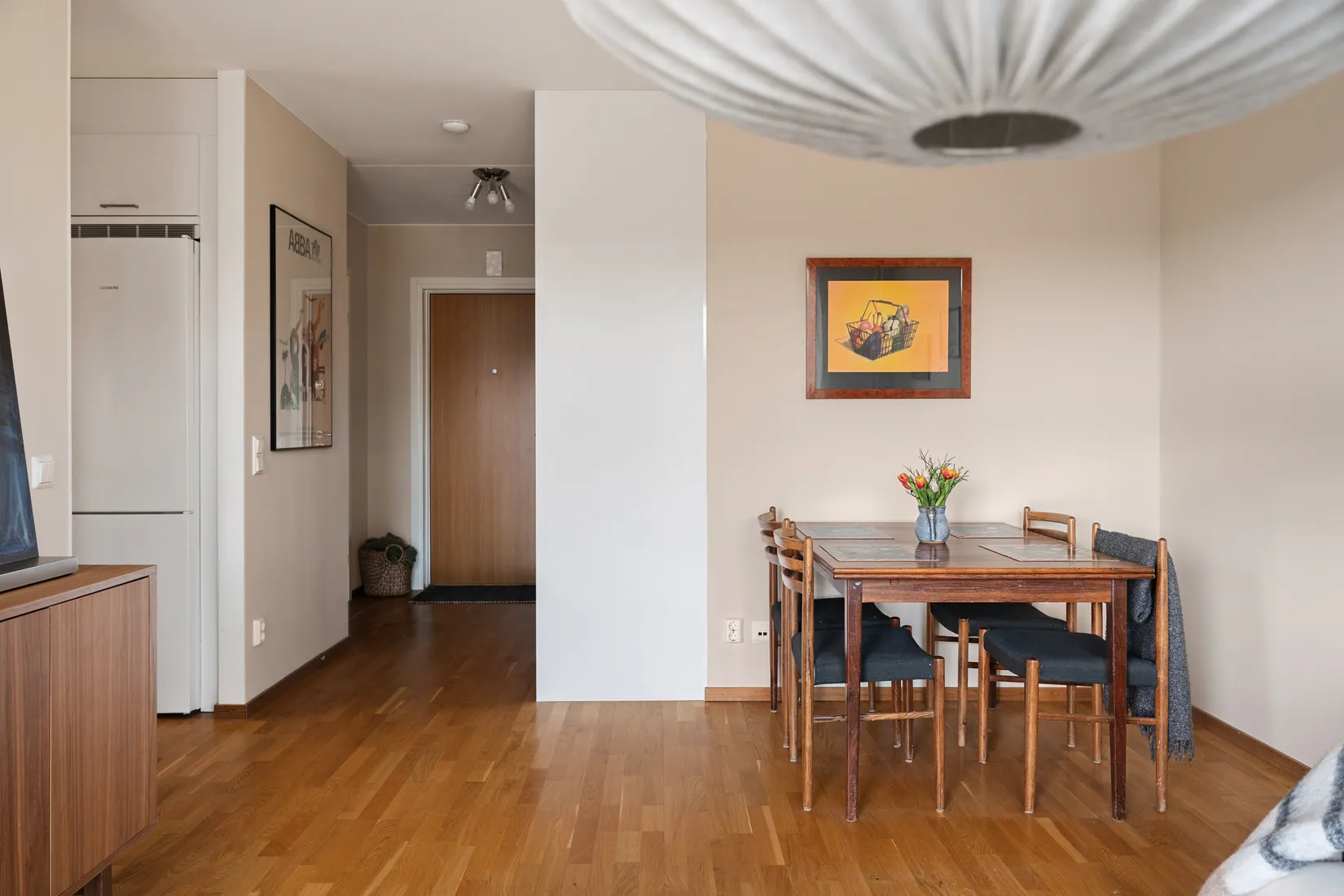 Bostadsrätt, Råcksta gårdsväg 23, Råcksta, Stockholm