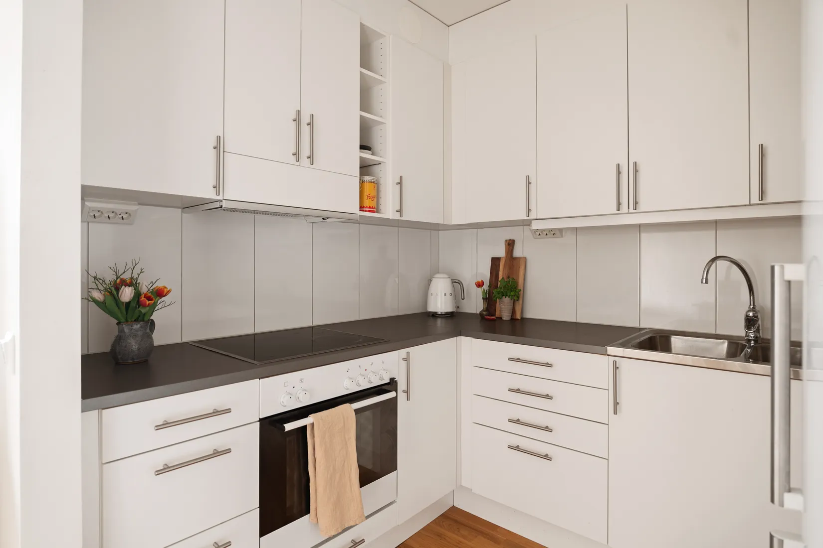 Bostadsrätt, Råcksta gårdsväg 23, Råcksta, Stockholm