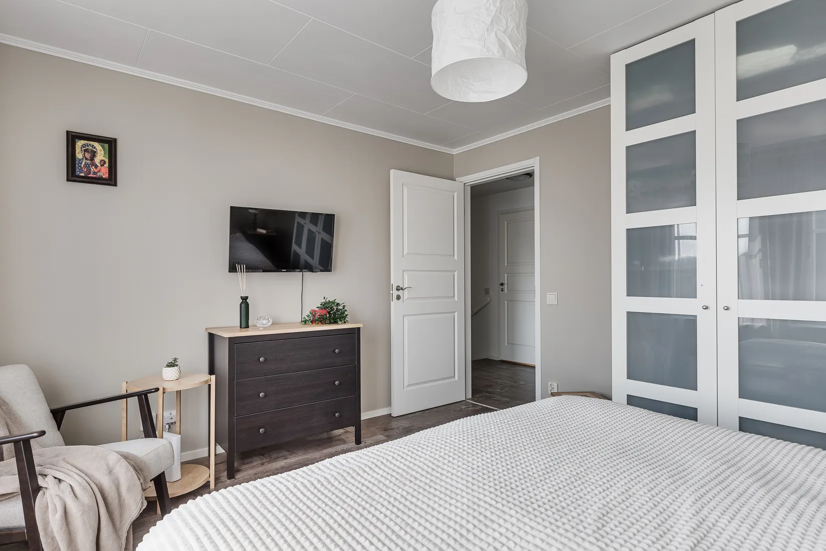 Radhus, Karlsborgsvägen 17, Sundveda, Sigtuna