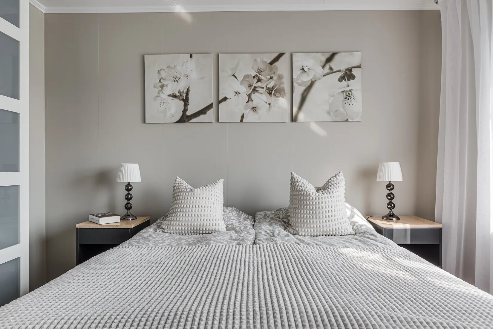 Radhus, Karlsborgsvägen 17, Sundveda, Sigtuna
