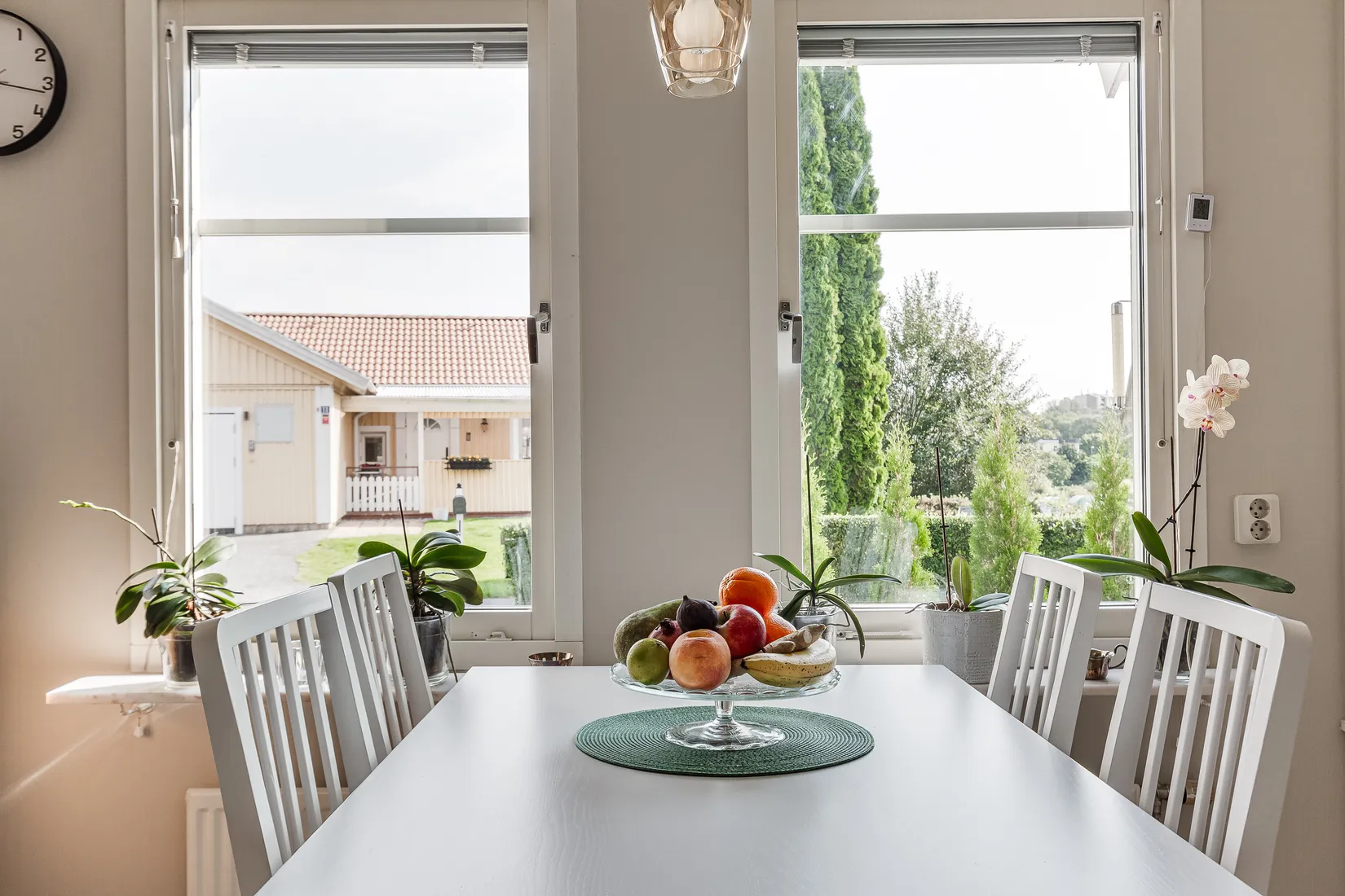 Radhus, Karlsborgsvägen 17, Sundveda, Sigtuna