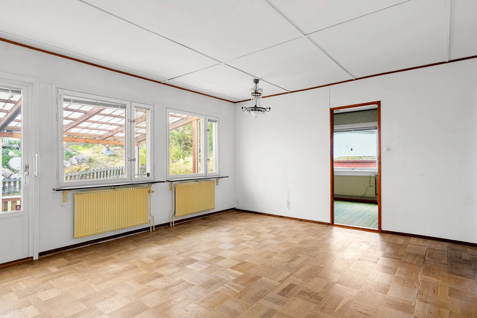 Villa, Storängsstigen 10, Kynäs/Hörningsnäs - nära sjön Trehörningen, Huddinge