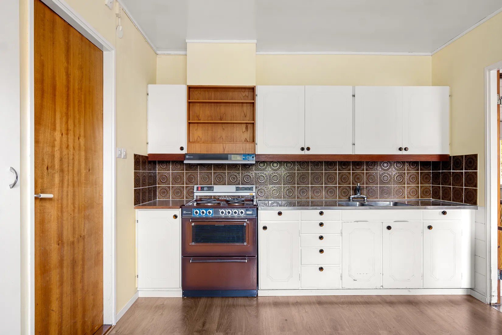 Villa, Storängsstigen 10, Kynäs/Hörningsnäs - nära sjön Trehörningen, Huddinge