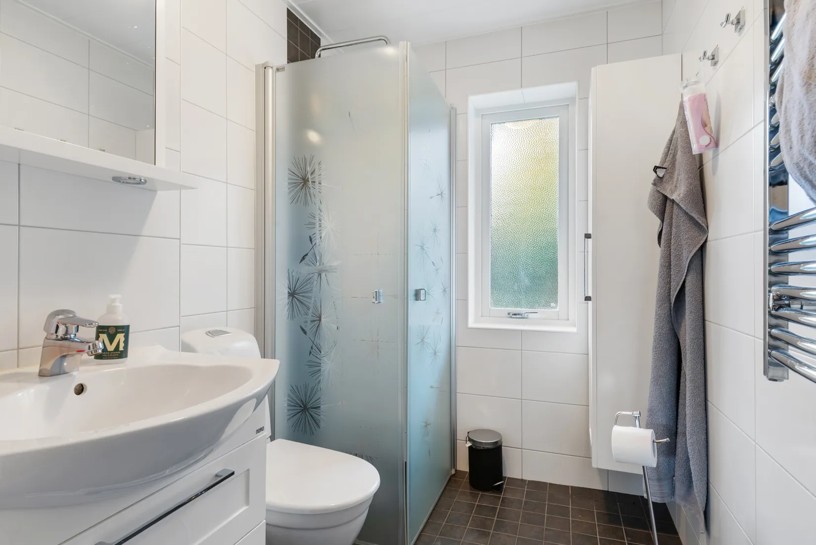 Villa, Skylvägen 35, Visinge, Täby