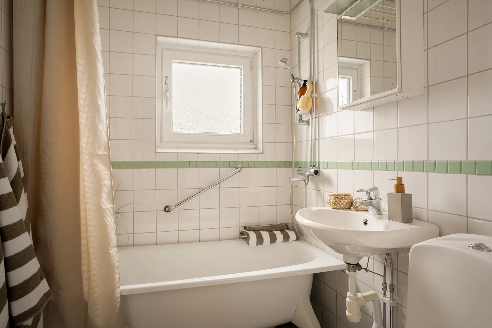 Bostadsrätt, Jönåkersvägen 3, 2tr, Svedmyra, Stockholm