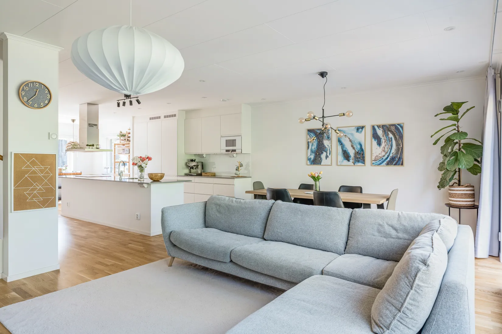 Radhus, Arningetorpsvägen 57, Hägerneholm, Täby