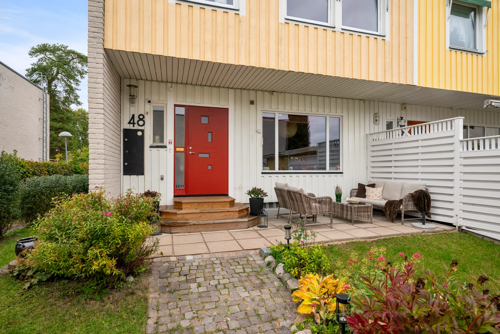 Radhus, Ängsullsvägen 48, Kälvesta, Stockholm