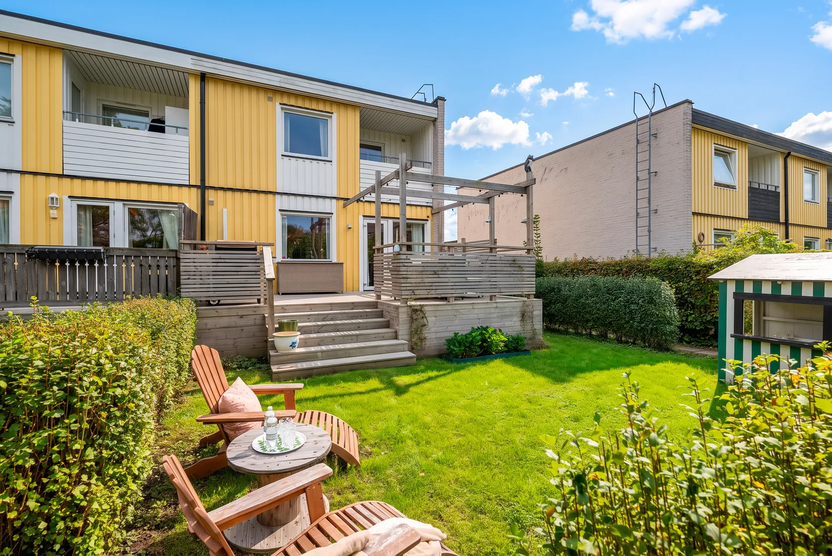 Radhus, Ängsullsvägen 48, Kälvesta, Stockholm