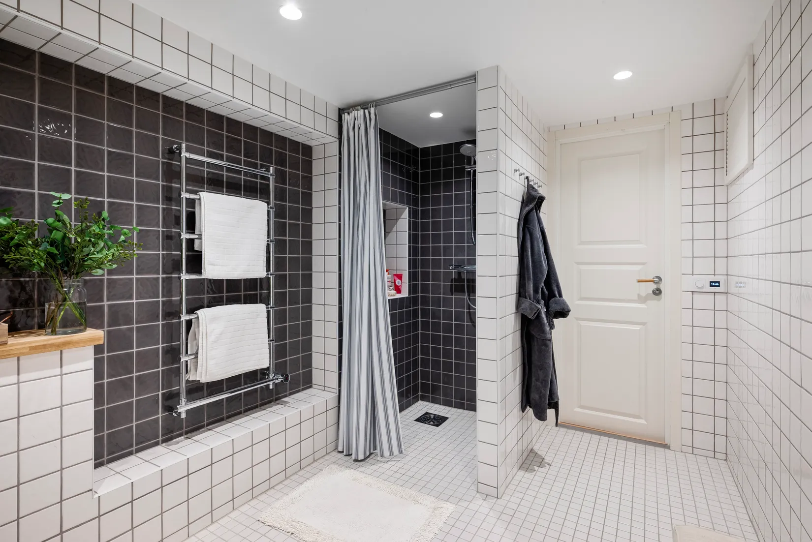Radhus, Ängsullsvägen 48, Kälvesta, Stockholm