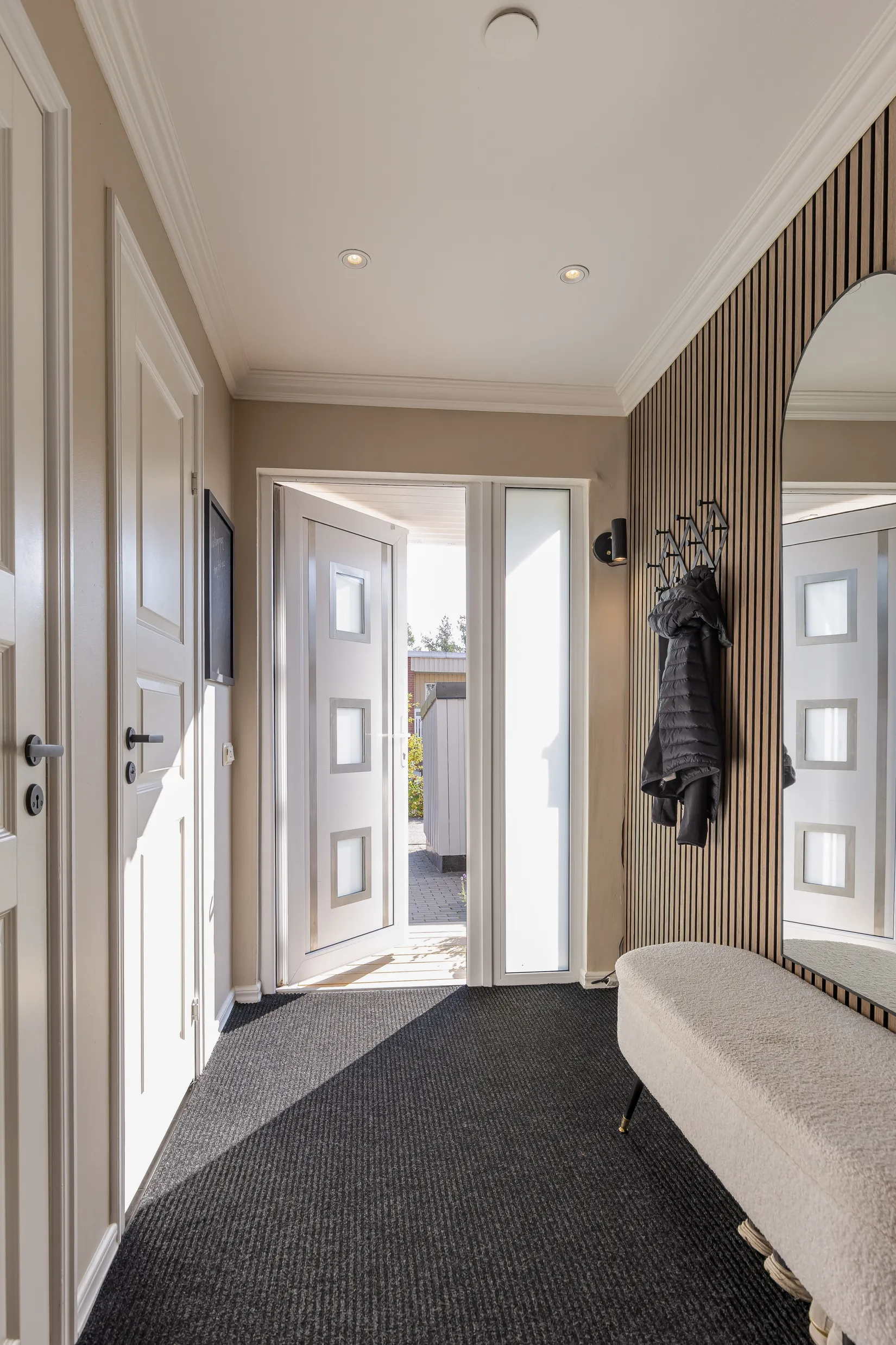 Radhus, Vallbyvägen 52A, Strängnäs