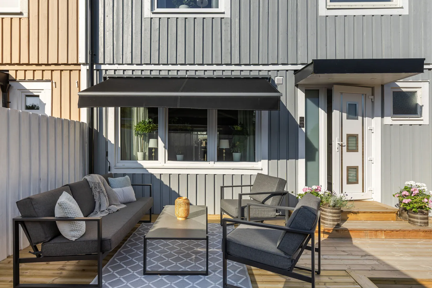 Radhus, Vallbyvägen 52A, Strängnäs