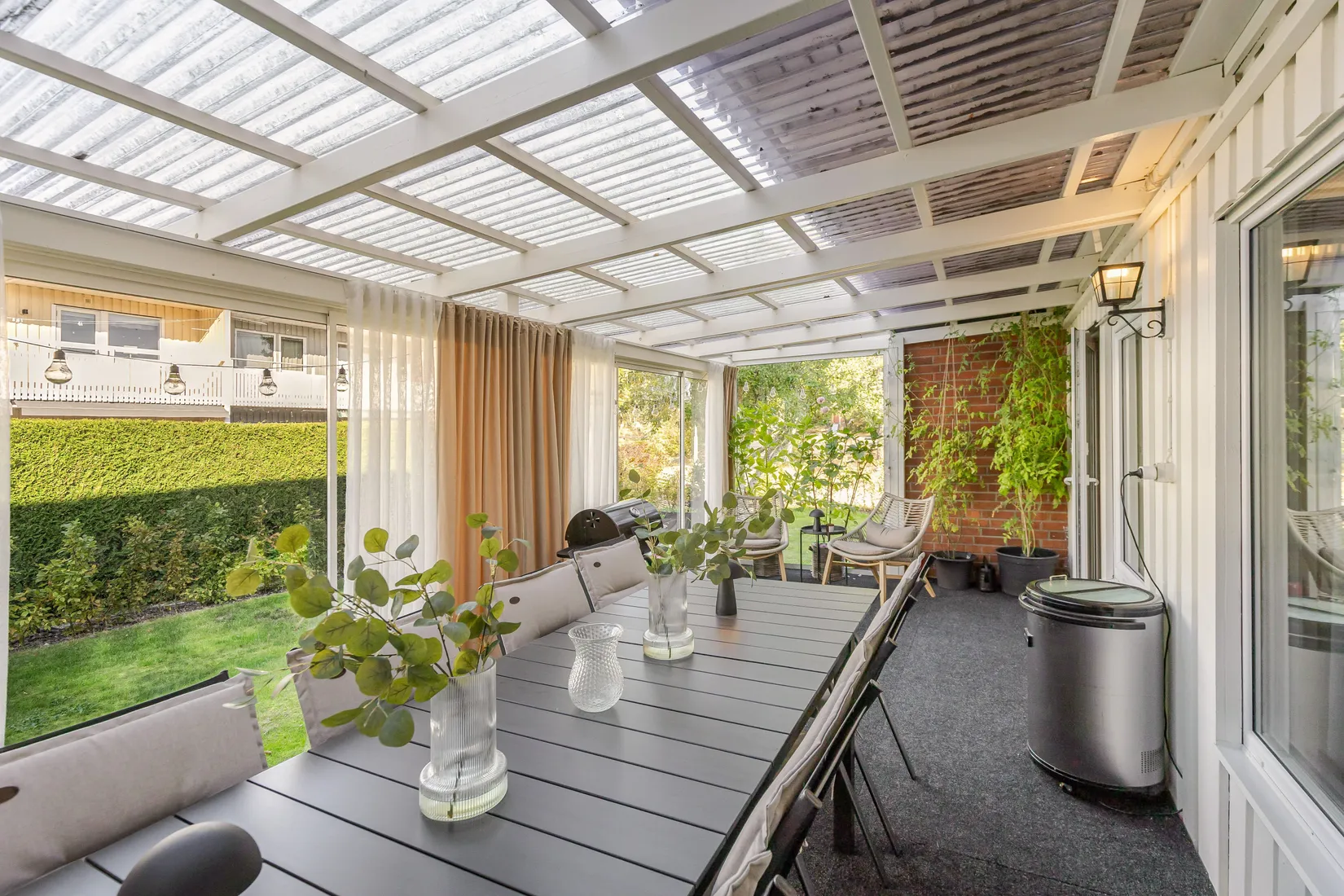 Radhus, Vallbyvägen 52A, Strängnäs