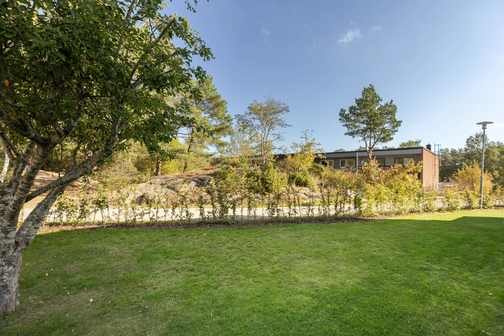 Radhus, Vallbyvägen 52A, Strängnäs