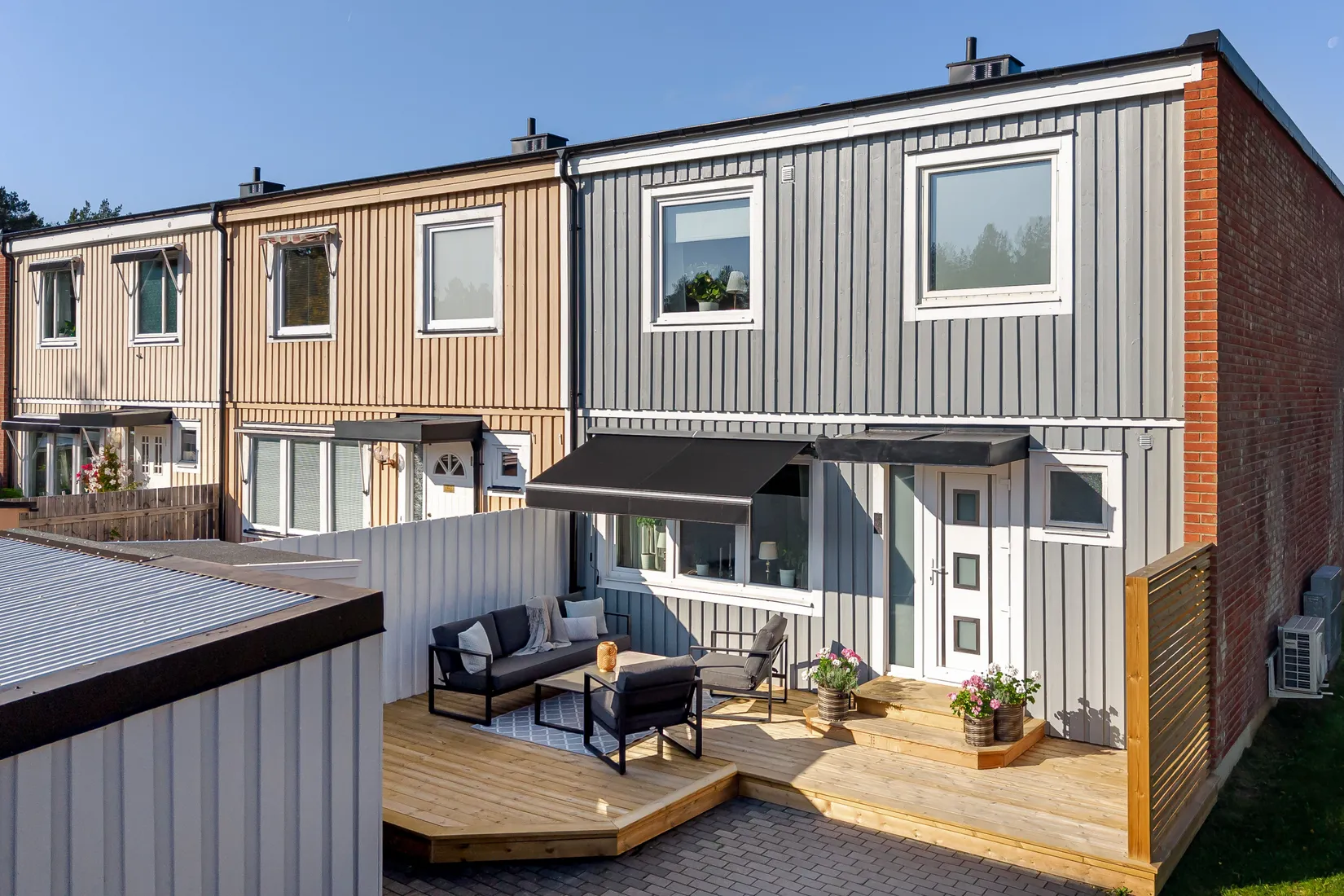 Radhus, Vallbyvägen 52A, Strängnäs