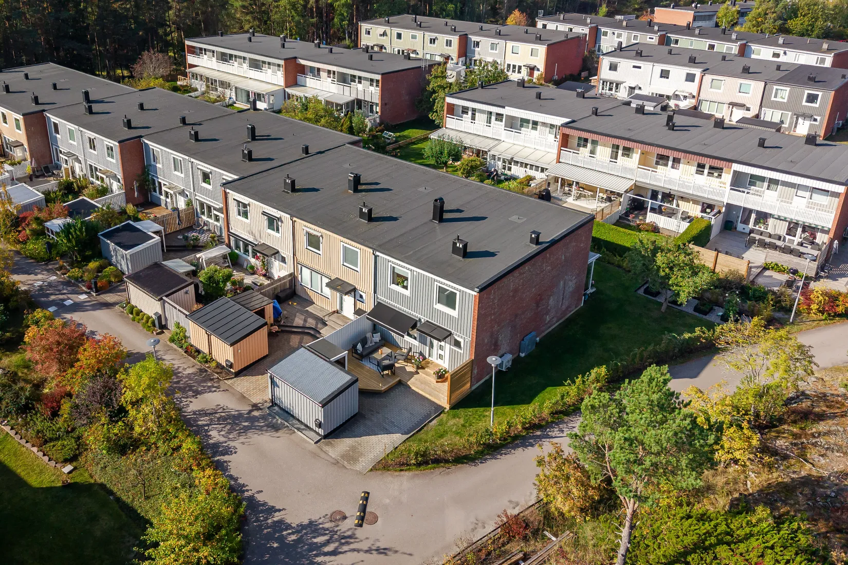 Radhus, Vallbyvägen 52A, Strängnäs