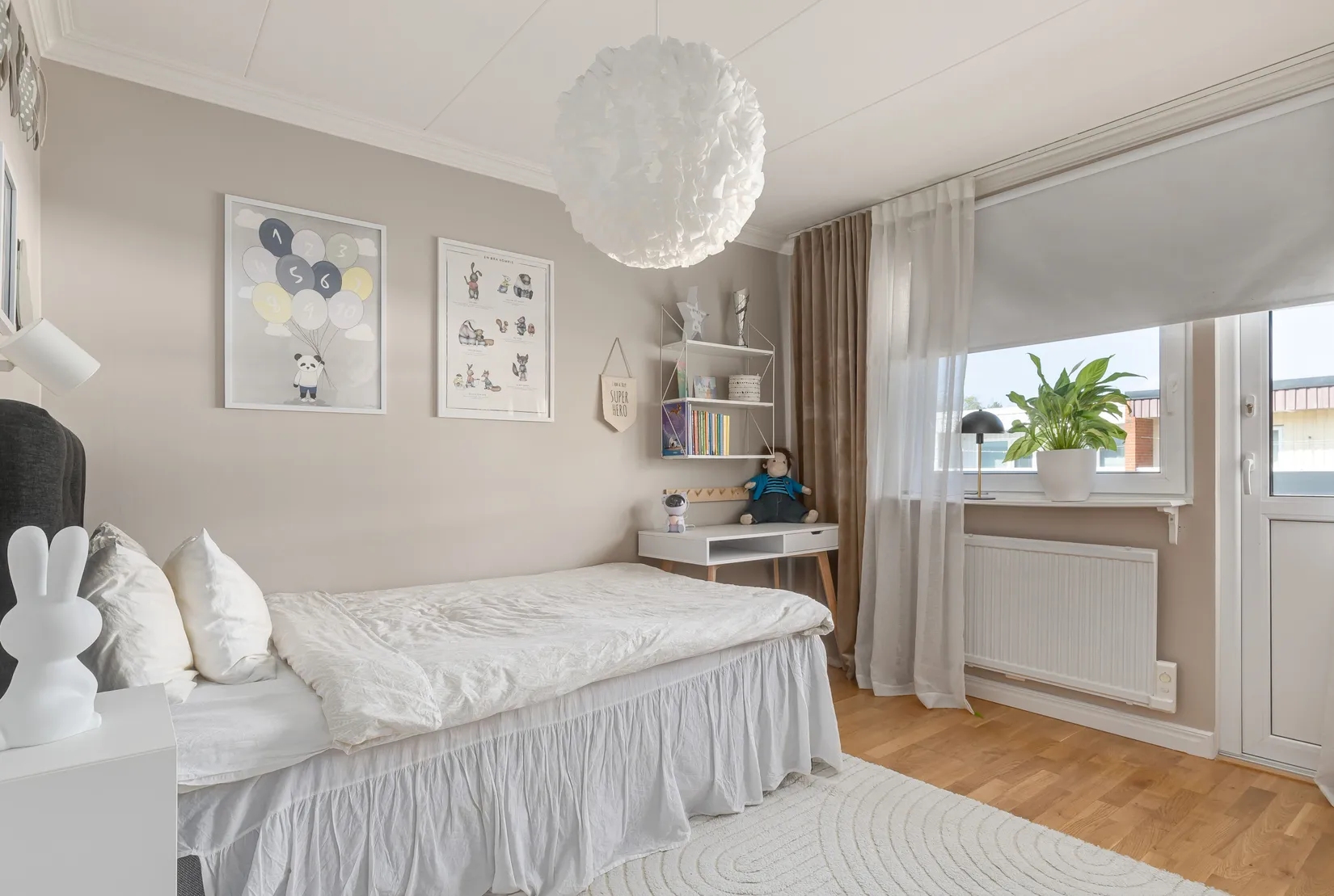 Radhus, Vallbyvägen 52A, Strängnäs