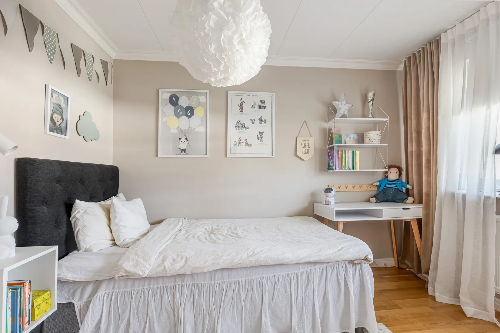 Radhus, Vallbyvägen 52A, Strängnäs