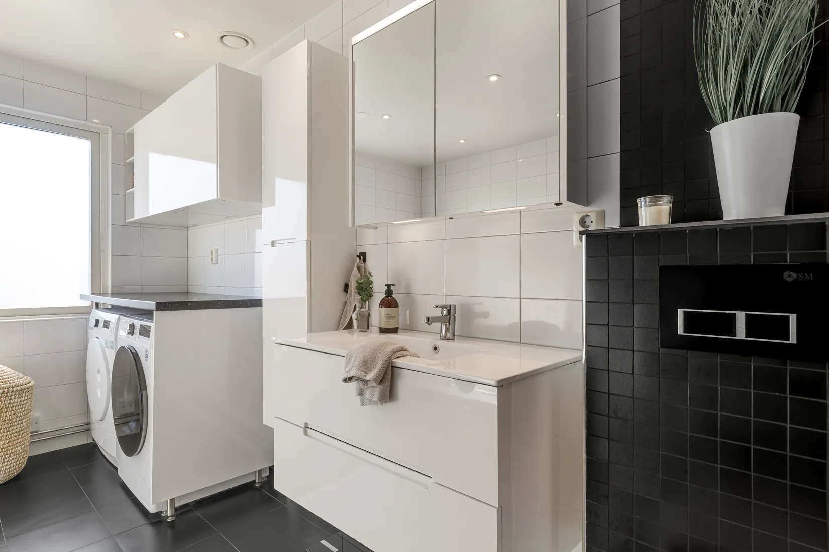 Radhus, Vallbyvägen 52A, Strängnäs