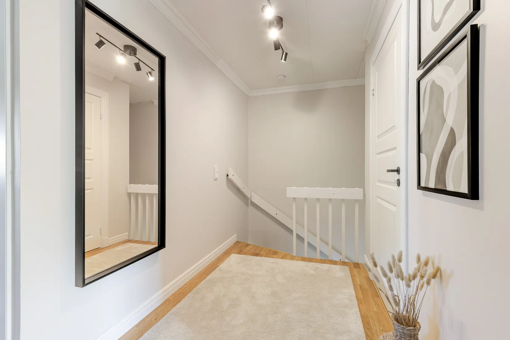 Radhus, Vallbyvägen 52A, Strängnäs
