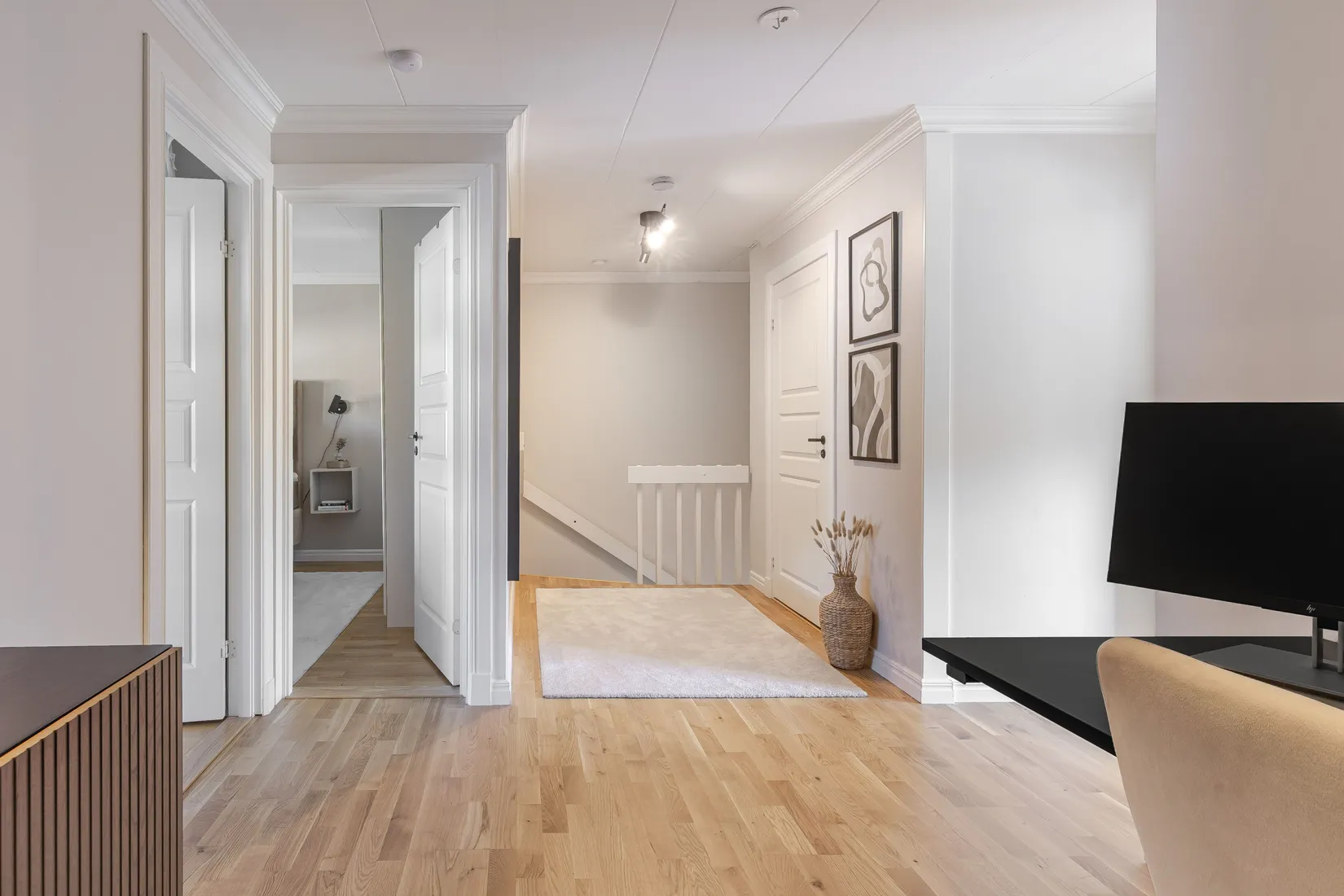 Radhus, Vallbyvägen 52A, Strängnäs