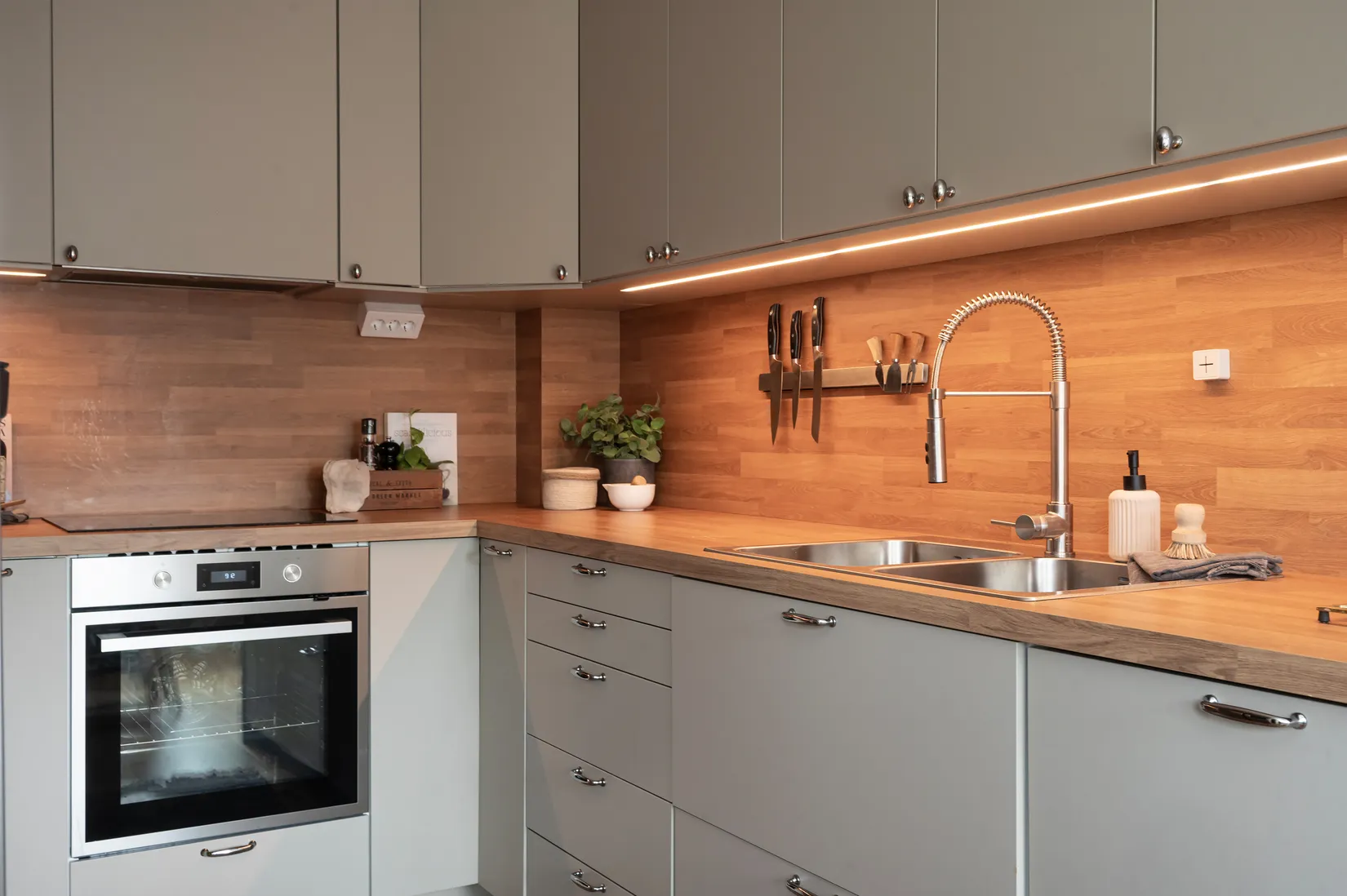 Radhus, Slåttervägen 4E, Segeltorp, Huddinge