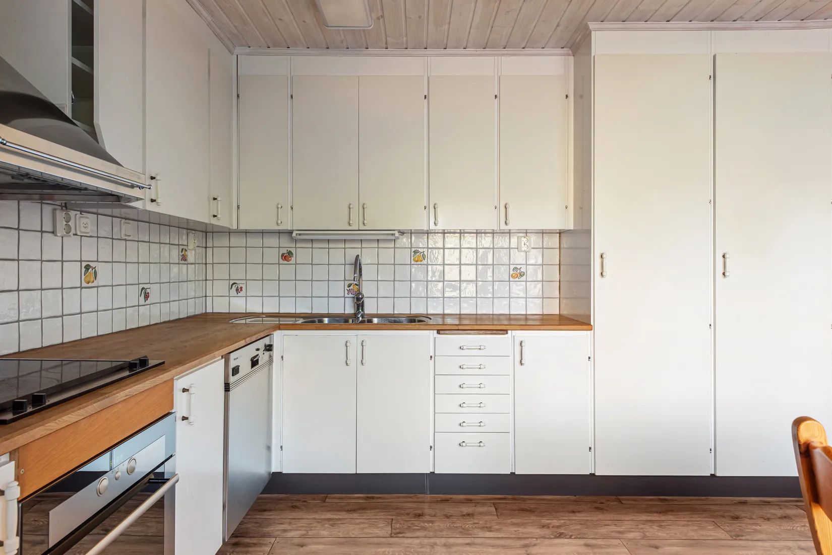 Villa, Västra Hållstavägen 50, Hållsta, Norrtälje