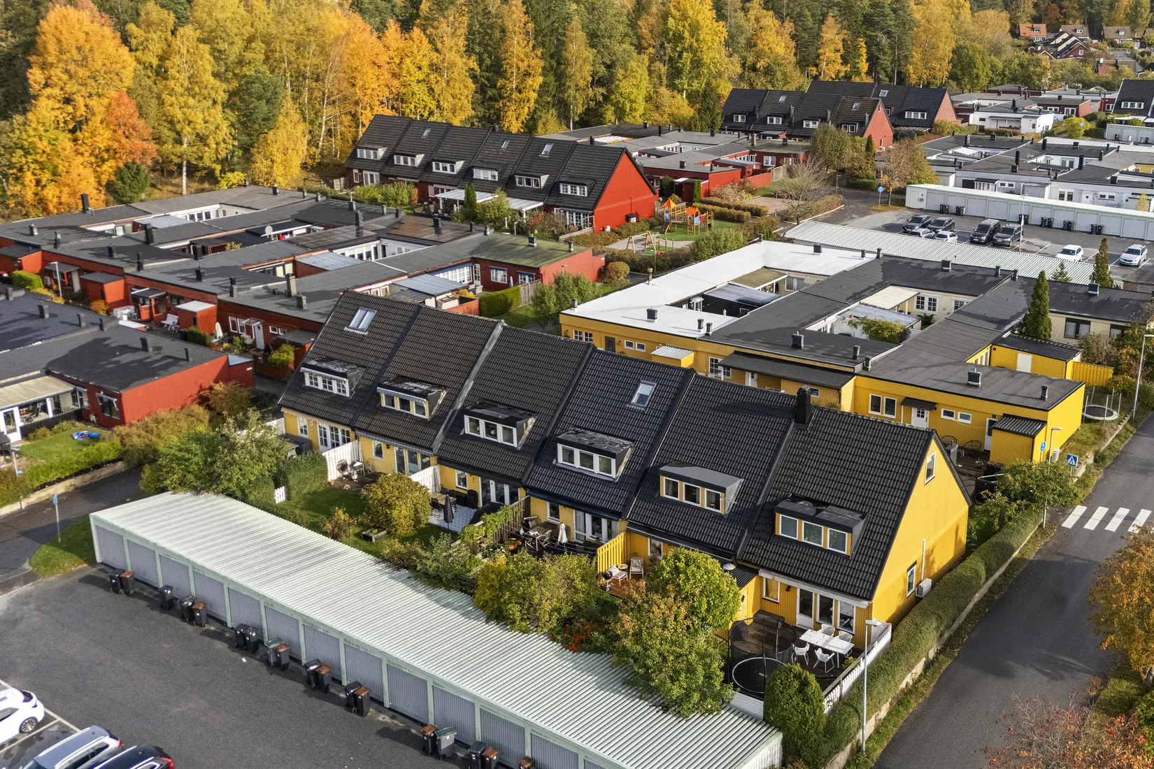 Radhus, Ellagårdsvägen 174, Ella Gård, Täby