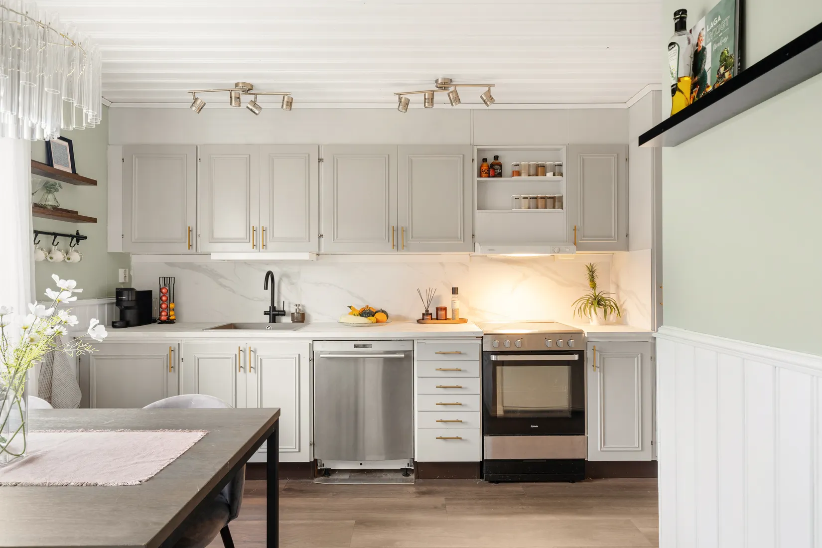 Bostadsrätt, Blåsbacksvägen 21, Färingsö Stenhamra, Ekerö