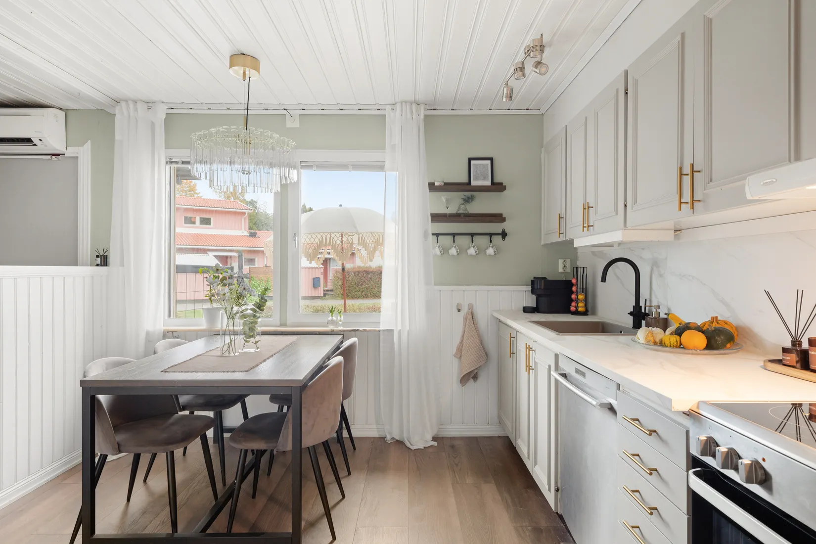 Bostadsrätt, Blåsbacksvägen 21, Färingsö Stenhamra, Ekerö