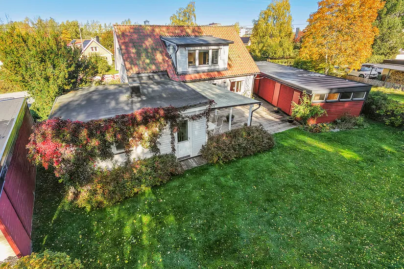Villa, Morkullevägen 33, Barkarby, Järfälla